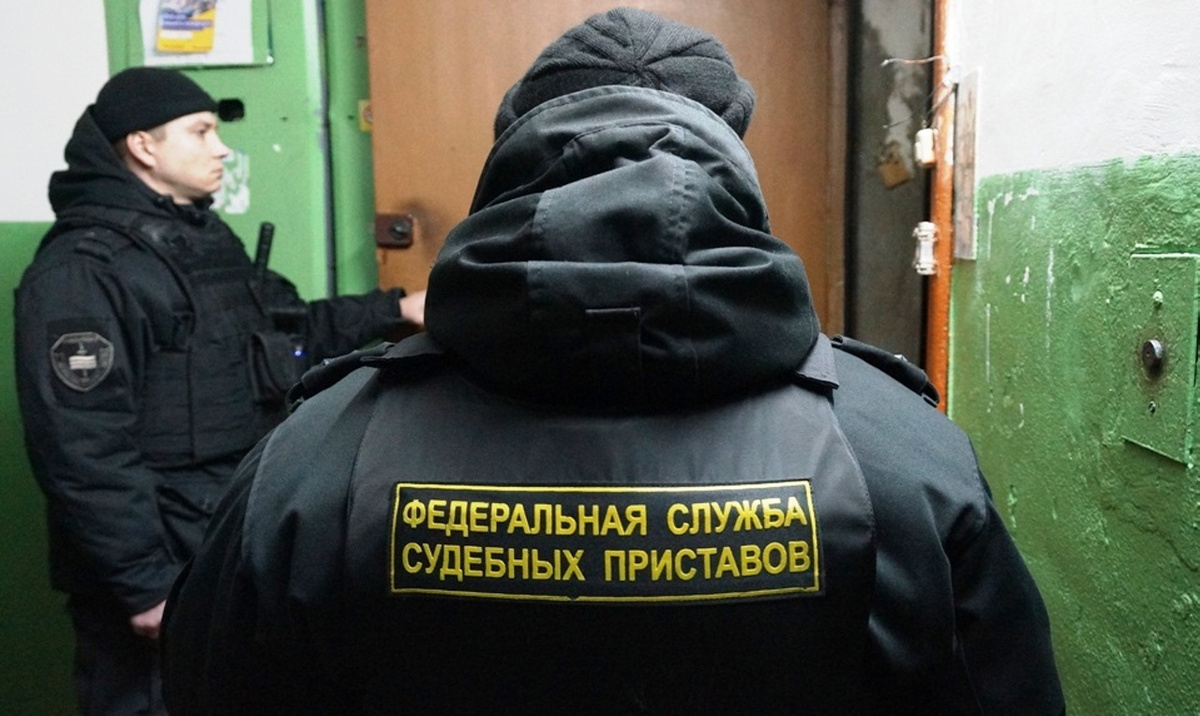 Пожилые люди становятся легкой мишенью для кредиторов и мошенников