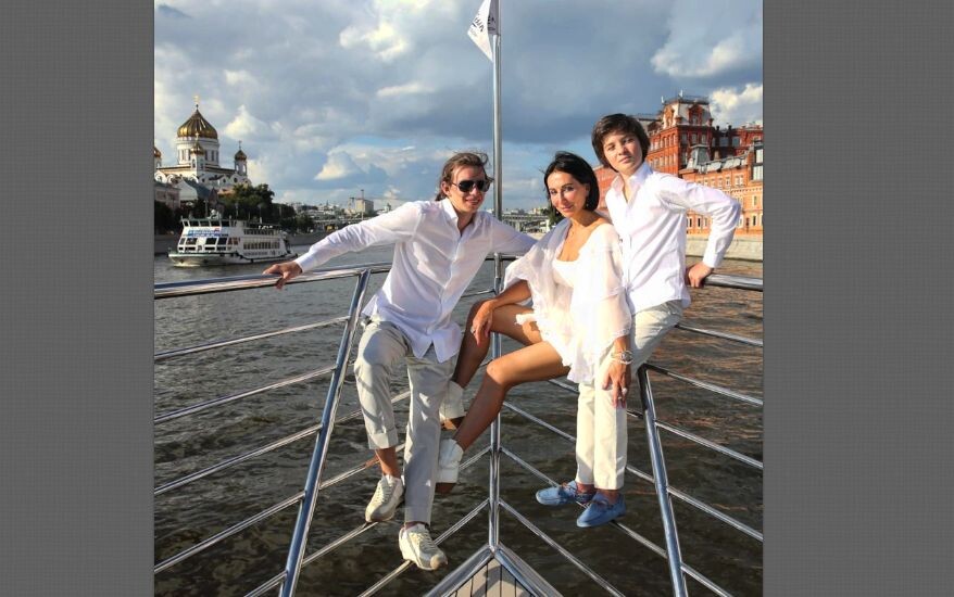 У Алики два замечательных сына