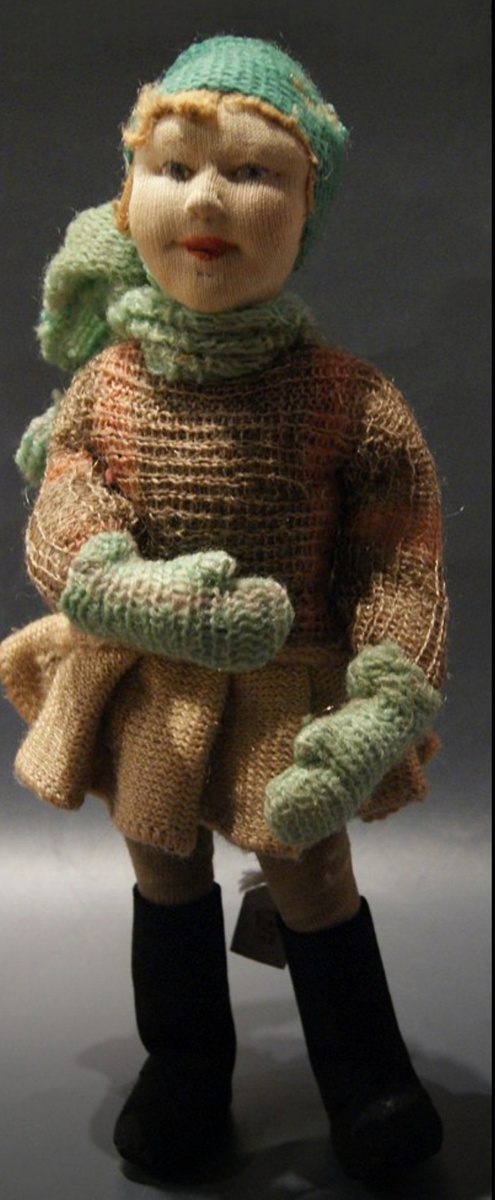 Кукла 1920-30 годов. 