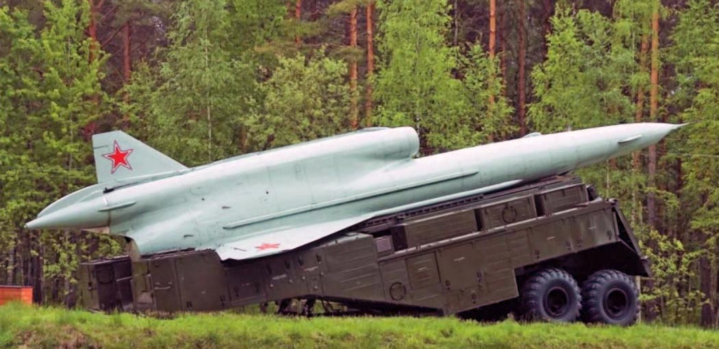 Ту-141 на пусковой установке. Источник фото: https://airwar.ru