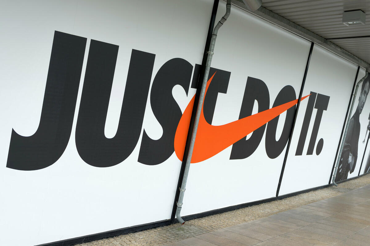 nike logo