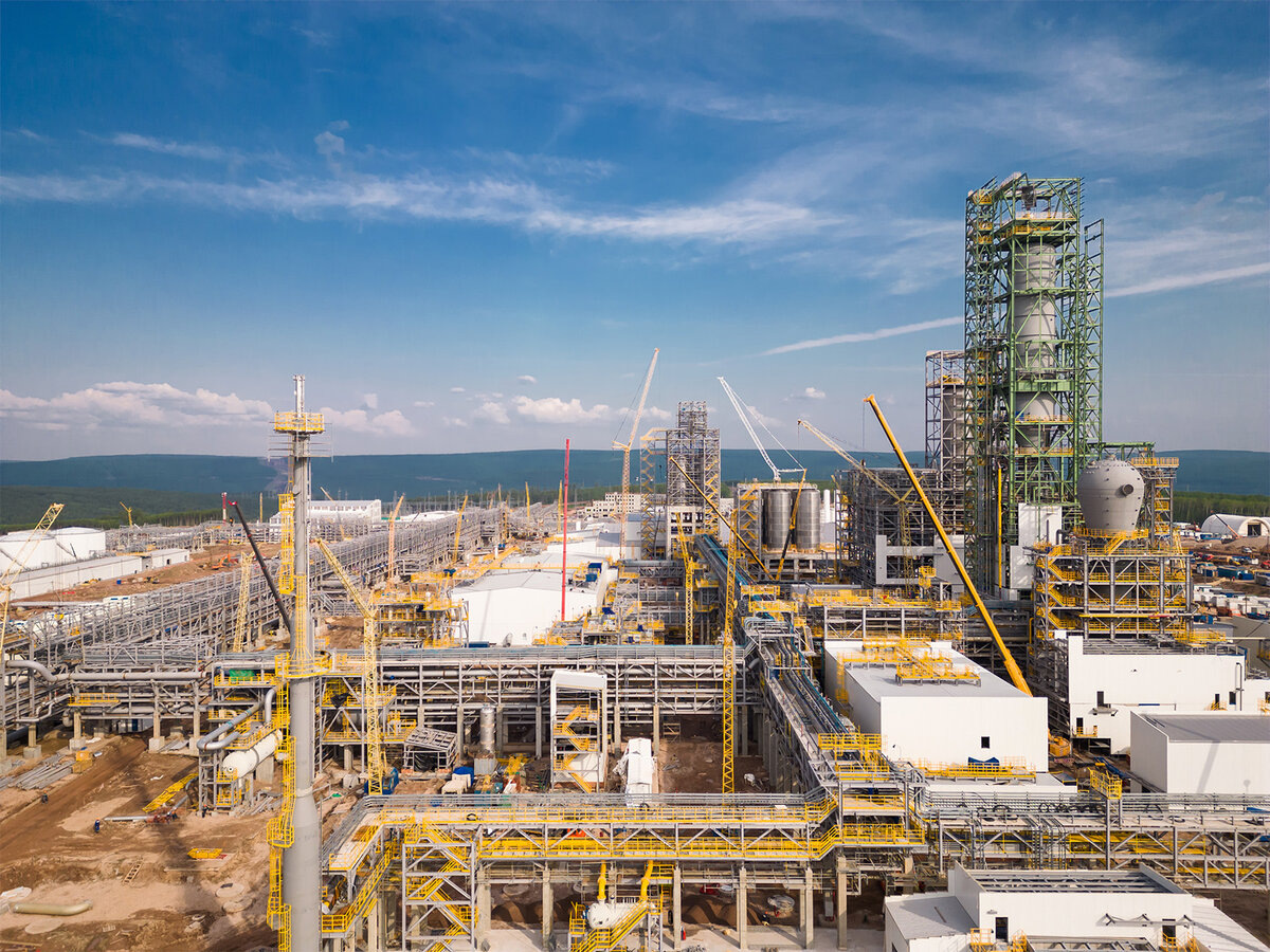 Строящийся Иркутский завод полимеров в Усть-Куте. Источник: Яндекс.Картинки