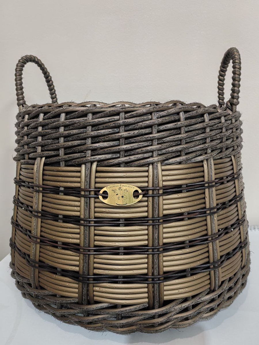 Кадушка из ротанга