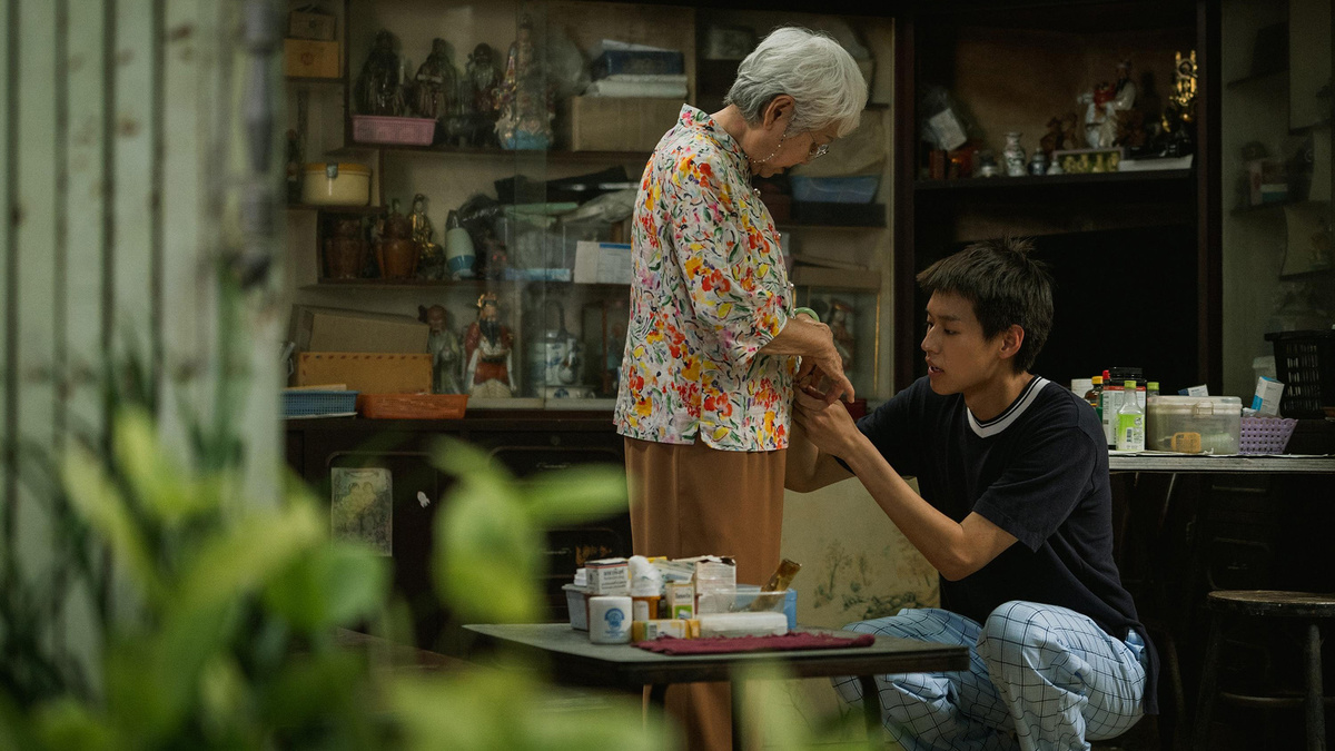    Кадр из фильма «Бабушка на миллион»