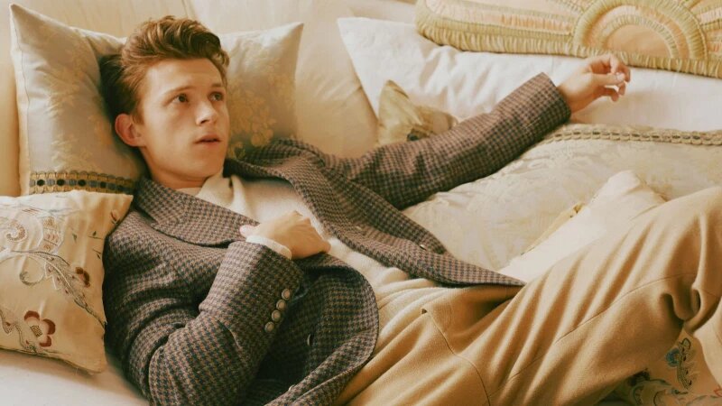     Том Холланд «Кинопоиск»