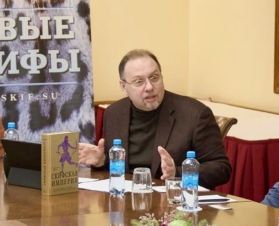 Олег Матвейчев