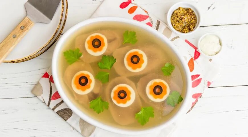   Заливное из языка с желатином (ООО «Издательский дом «Гастроном»)