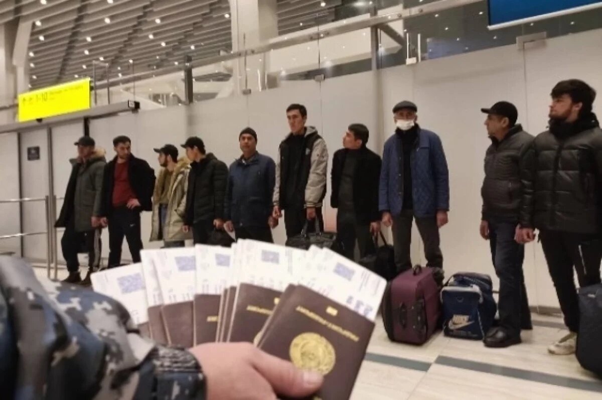    Самые высокие зарплаты у мигрантов в РФ превысят 200 тыс. рублей