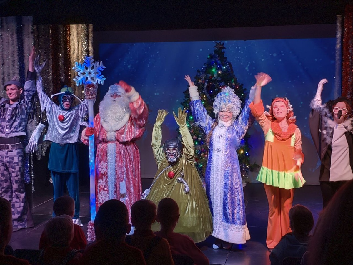 Театр "Аквариум", спектакль "Новогоднее представление"