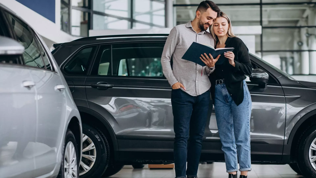 Фото: freepik.com. автосалон