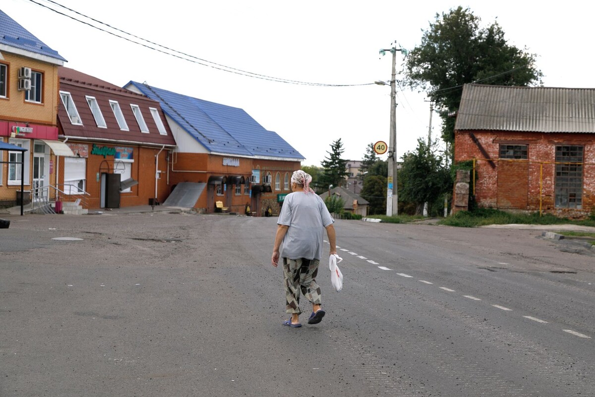    Жительница Суджи на улице города / Источник: © Kirill Chubotin/Keystone Press Agency/Global Look Press