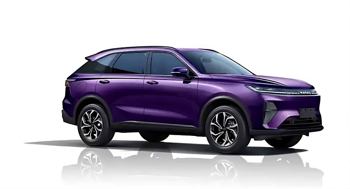 Абсолютно новый Haval H7 для рынка Китая показан на официальном фото компании-производителя.