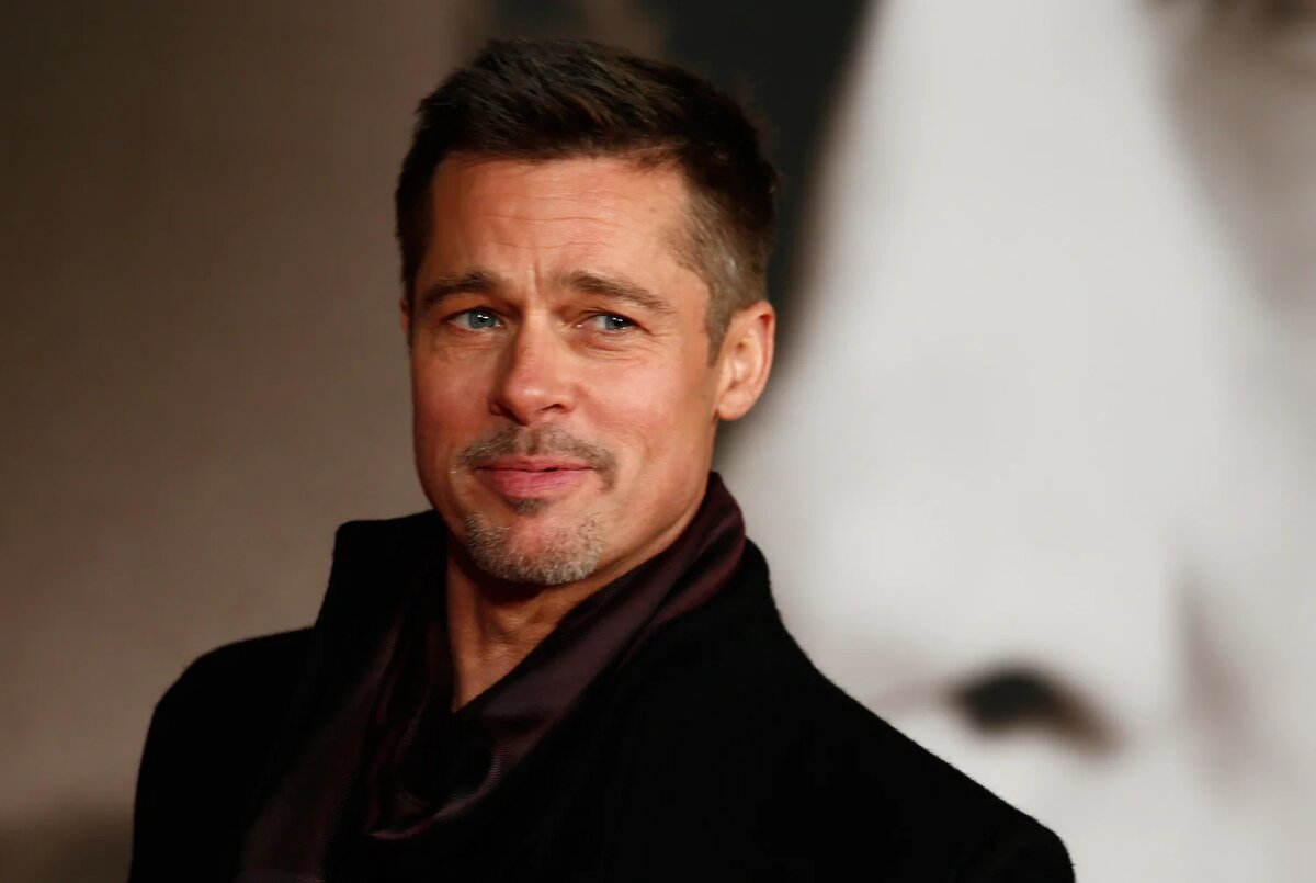 https://www.okchicas.com/wp-content/uploads/2022/09/A-sus-58-anos-Brad-Pitt-sigue-levantando-suspiros-8.jpg