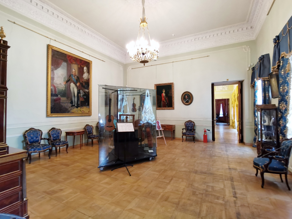 Предцерковная комната. Фото автора, 2023г.