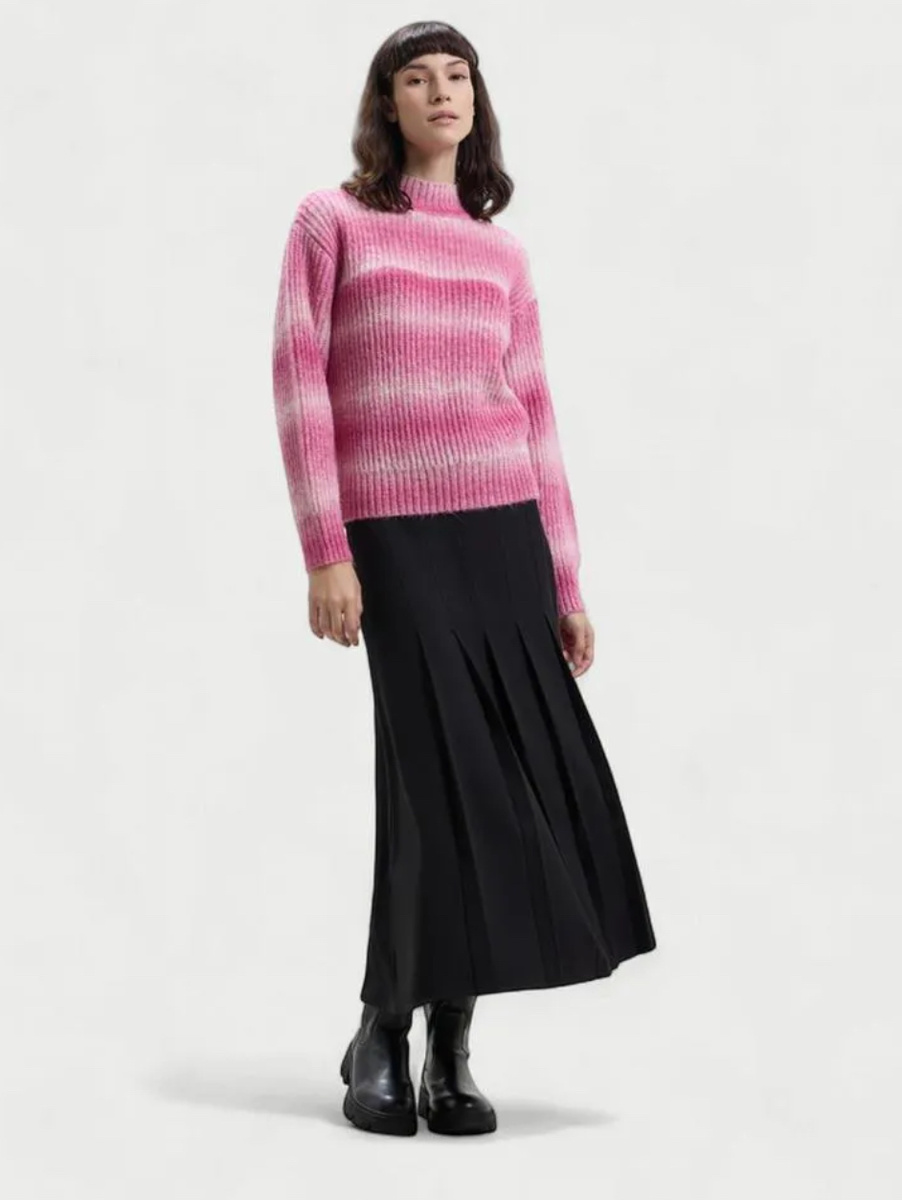 Черная юбка миди 