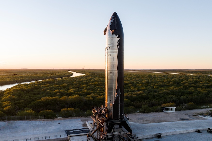 Верхняя ступень Starship на испытательном стенде. Источник: SpaceX  📷
