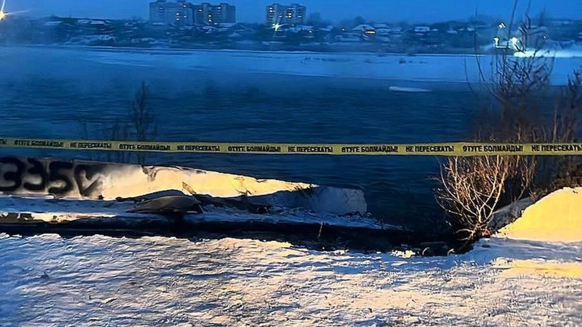 Место, где втомобиль упал с обрыва в реку 