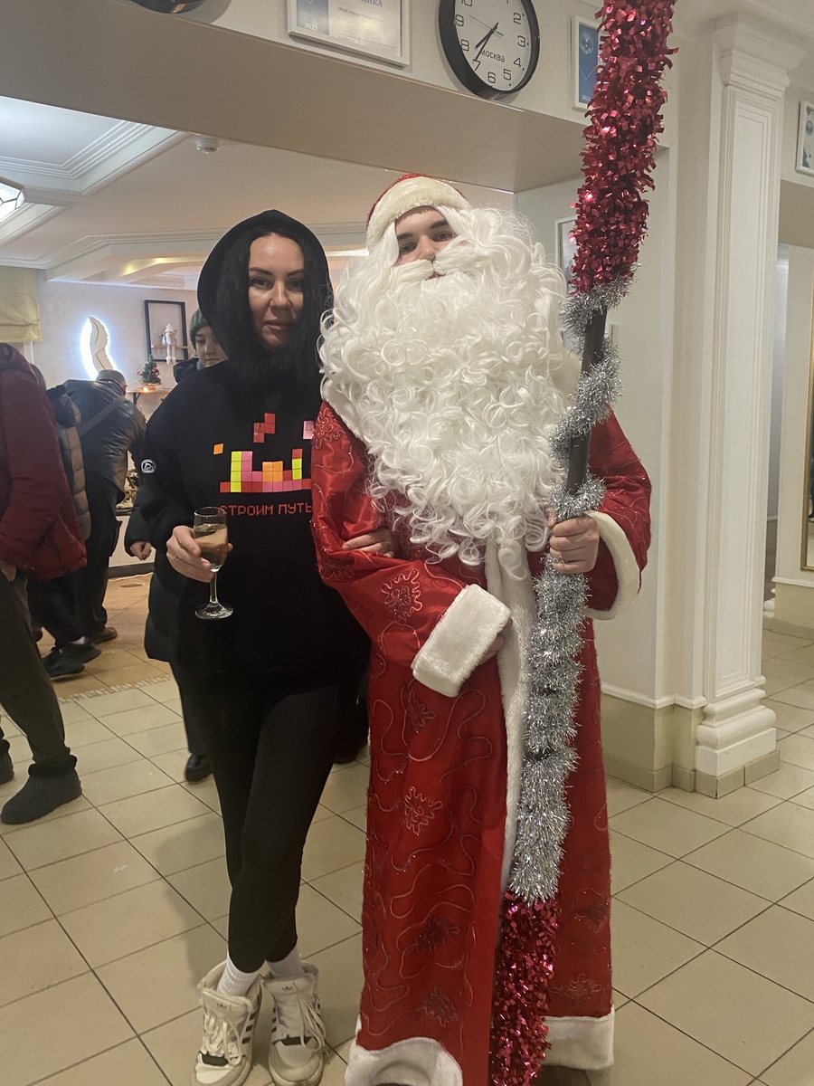 Дед Мороз и Маша