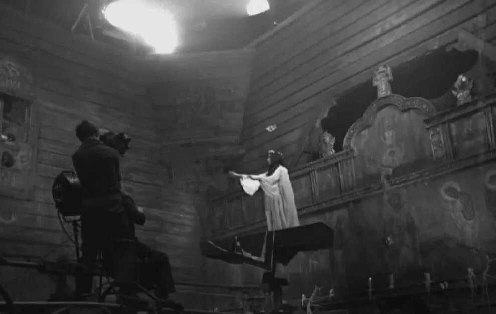 Наталья ВаРлей в роли панночки