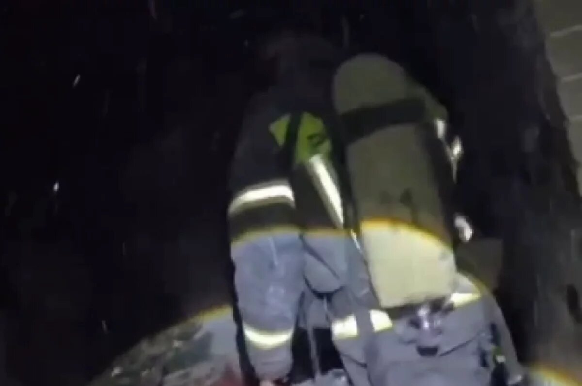    Из-за пожара в ростовской многоэтажке эвакуировали 20 человек