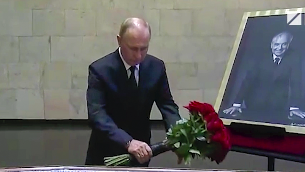 Прощание Путина с Государственным Преступником Горбачевым