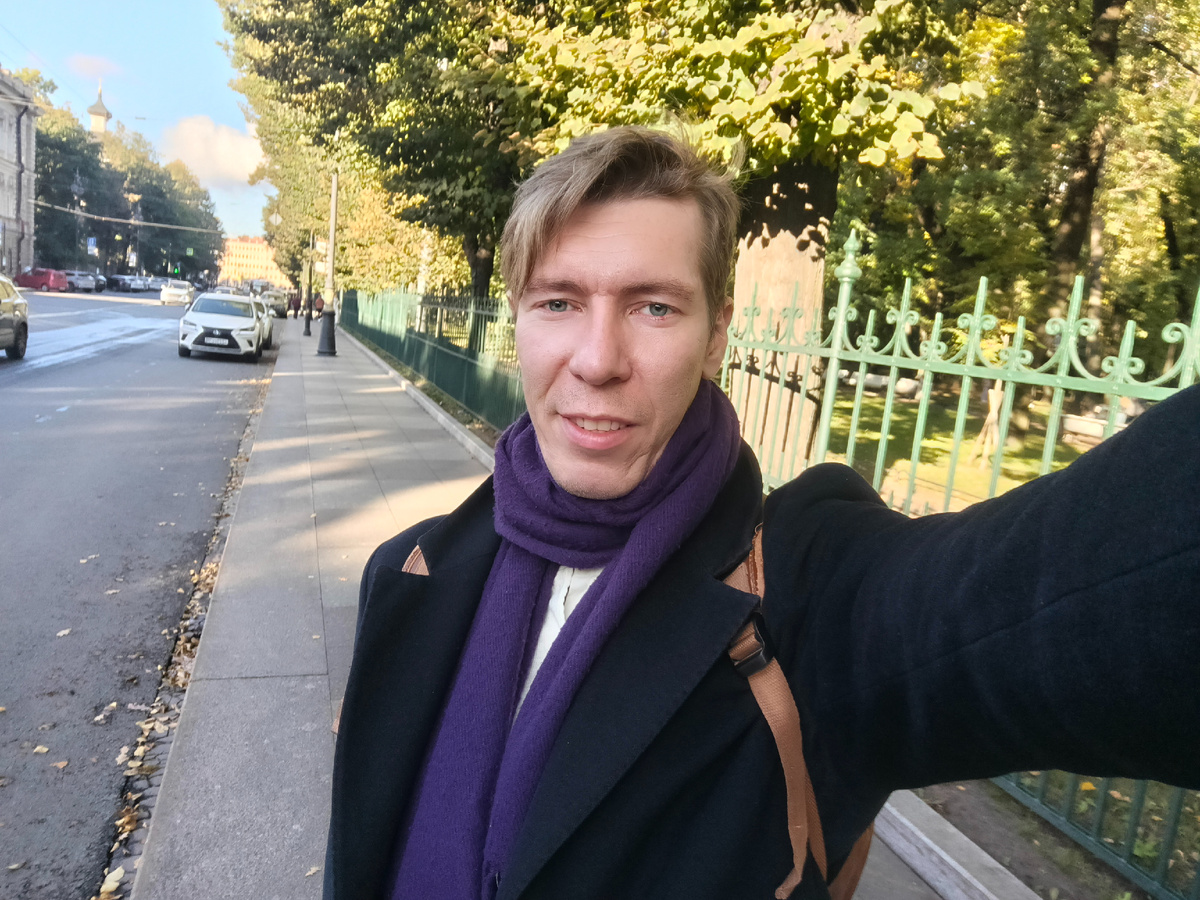 Вдоль Таврического сада...