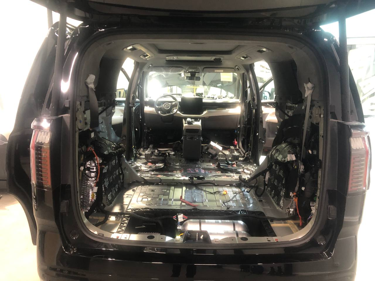 Разбор салона автомобиля