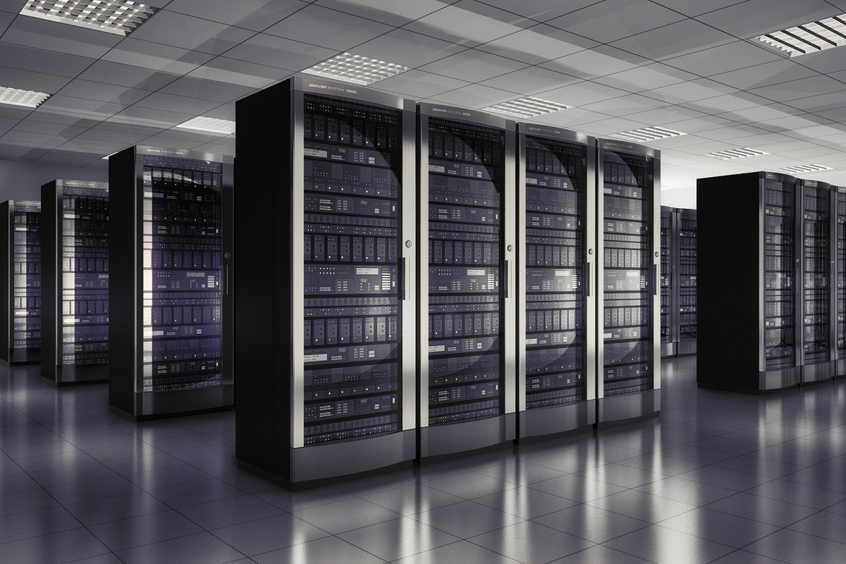 Серверные станции - находятся по всему миру и потребляют массу энергии.