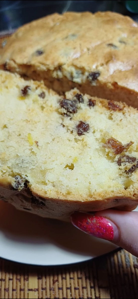 Делала двойную порцию,вишни не было,только Изюм,очень вкусно