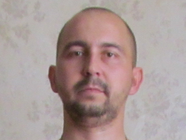 Владимир Аков 