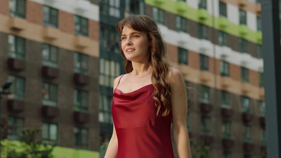 Актриса Ангелина Стречина в фильме «По любви»