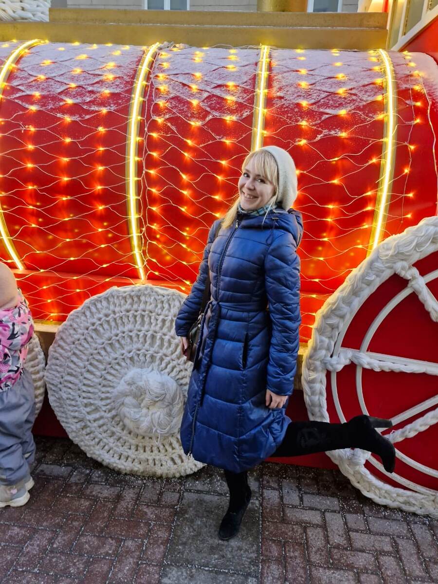 Новогодний привет с вязаного Старого Арбата, фото автора