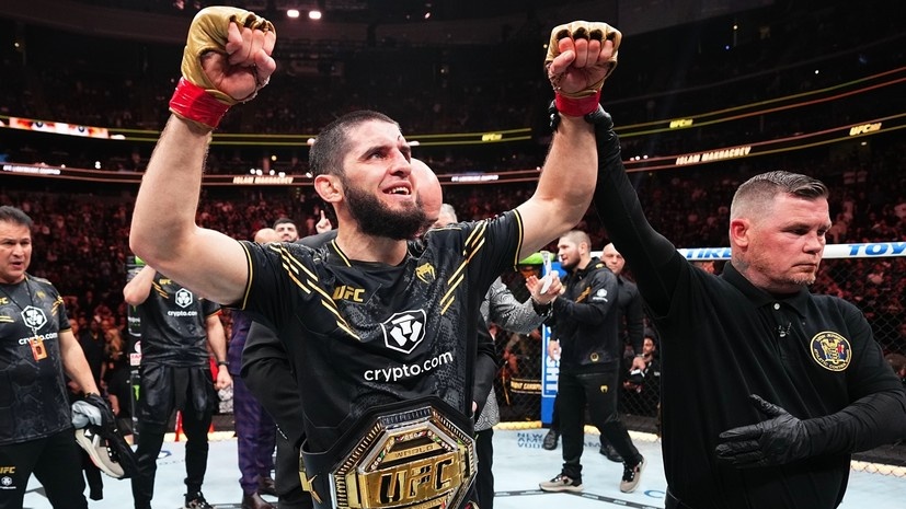     Чемпион UFC в лёгком весе Ислам Махачев Gettyimages.ru Jeff Bottari / Contributor