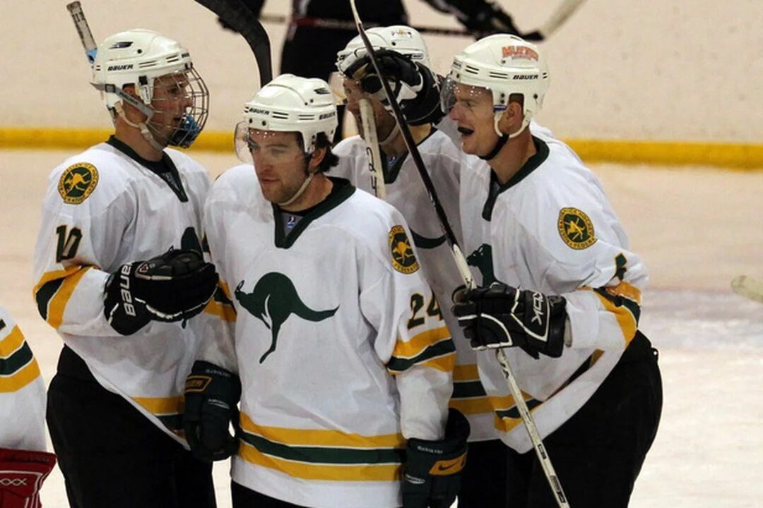 Фото с яндекс.картинки (современные австралийские хоккеисты)