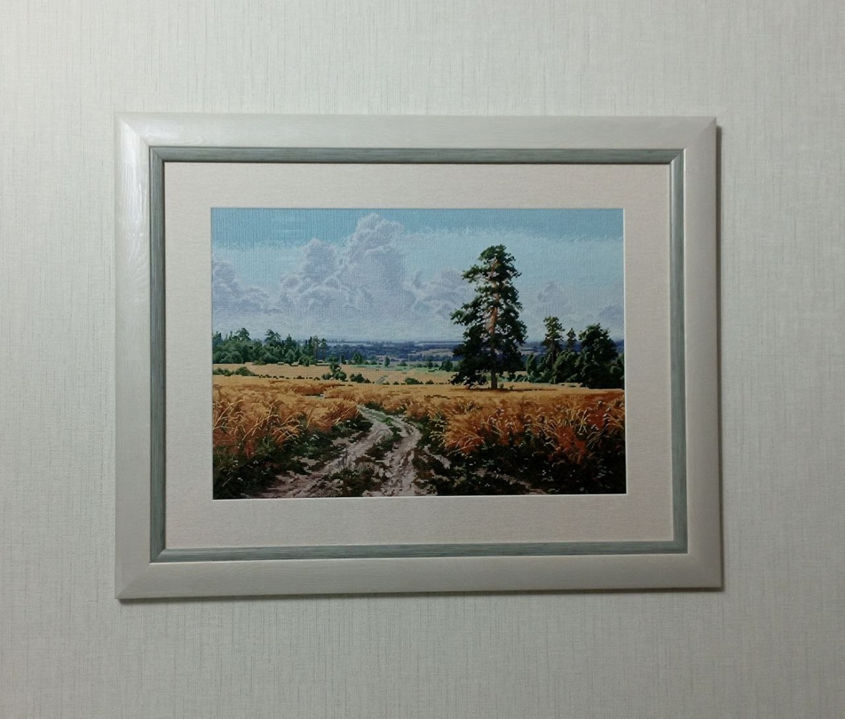 Август от Овен