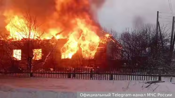     Фото: Официальный Telegram-канал МЧС России   
 Текст: Антон Антонов