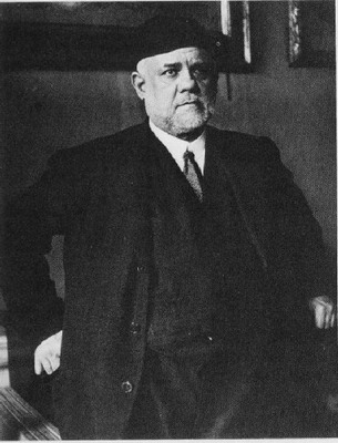 Амбруаз Волар в реальной жизни, фото