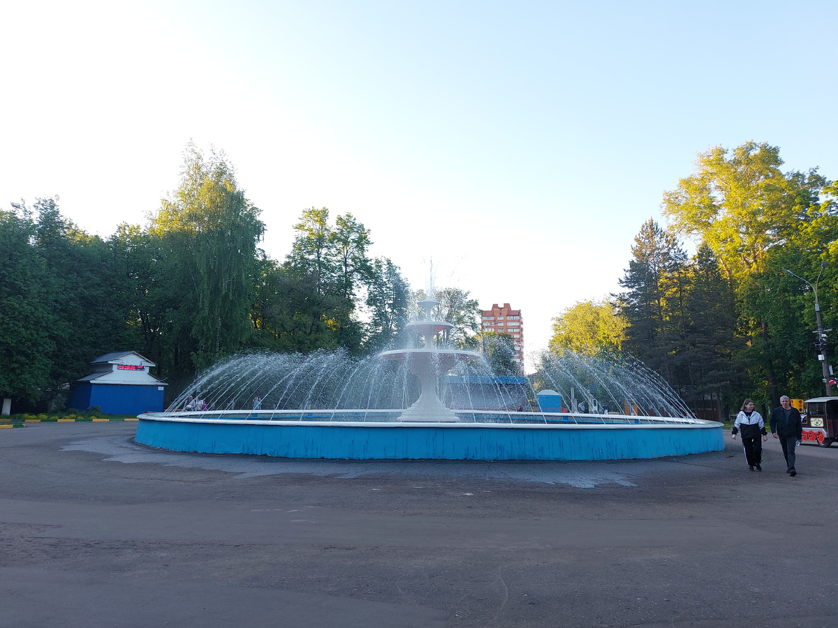 Фонтан в Автозаводском парке. Нижний Новгород 