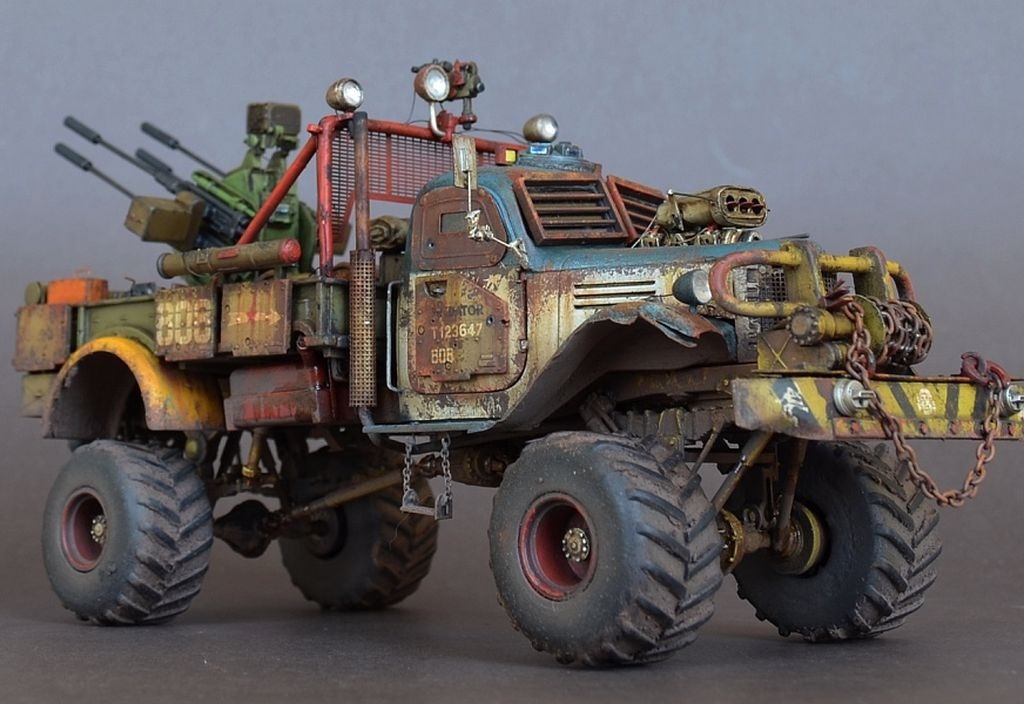 Гантрак постапокалипсиса. Масштаб: 1/35. Производители: "Звезда", "Восточный Экспресс", "Тамия". Автор Клим Мальчугин, г.Гродно, Белоруссия