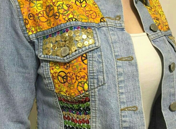 Как украсить уже старую и надоевшую джинсовую куртку. Идеи для вдохновения!
