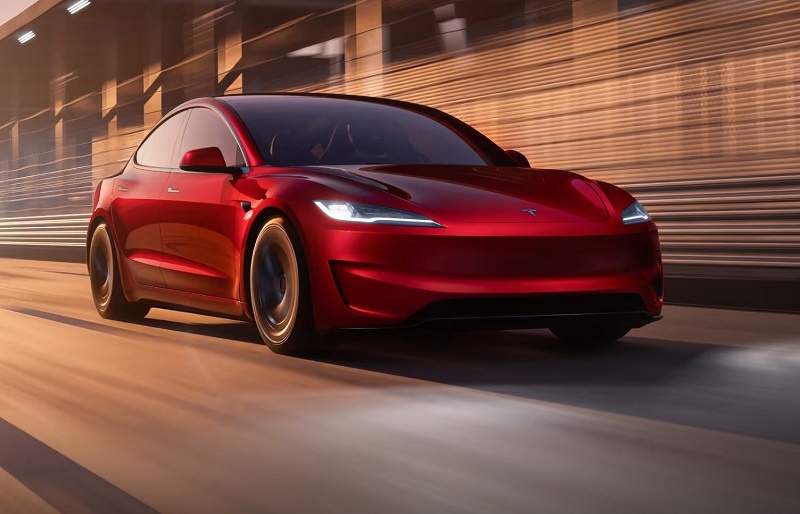 Tesla модель 3 Performance Edition