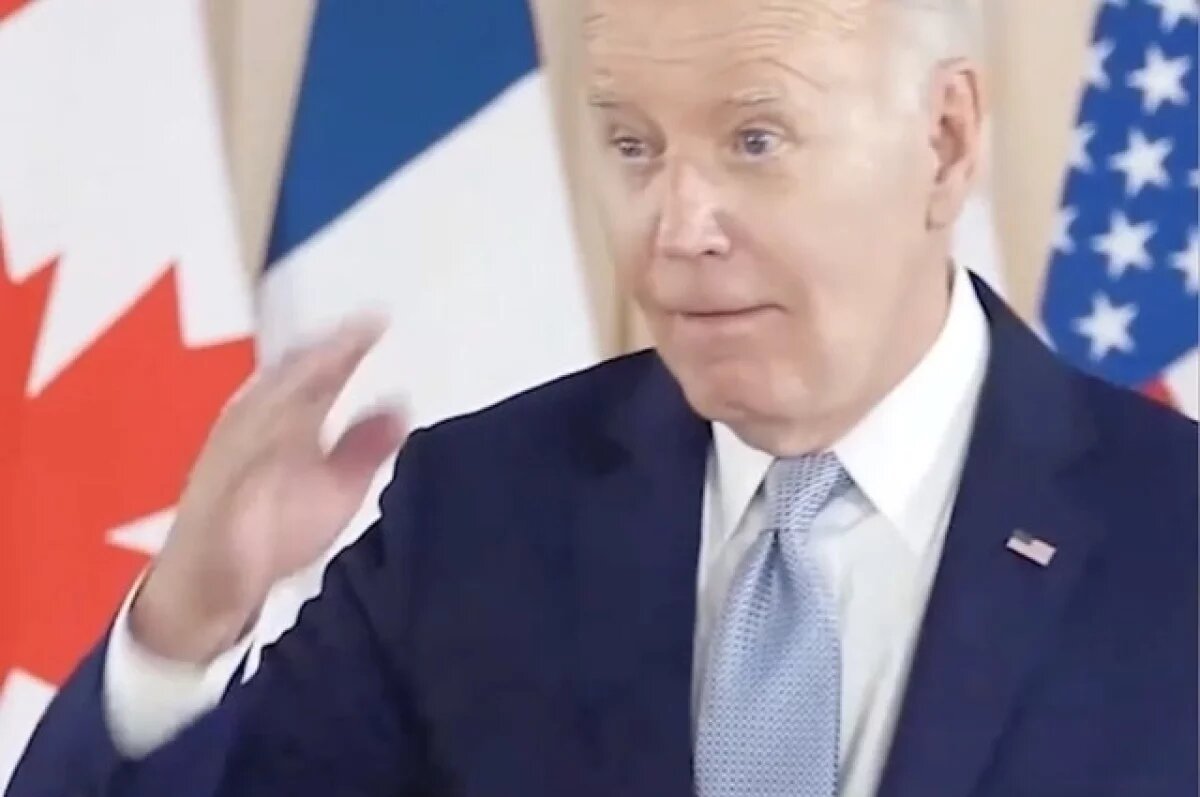    Джо Байден грубо высказался в адрес журналистов