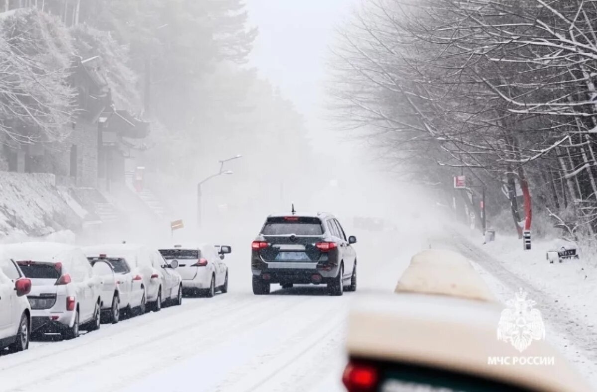    Шквальный ветер и снег накроют четыре района на побережье Хабаровского края