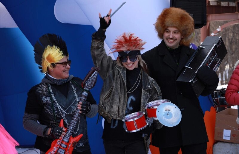    Карнавальный спуск с Морозной. Фото: Администрация Елизовского муниципального района