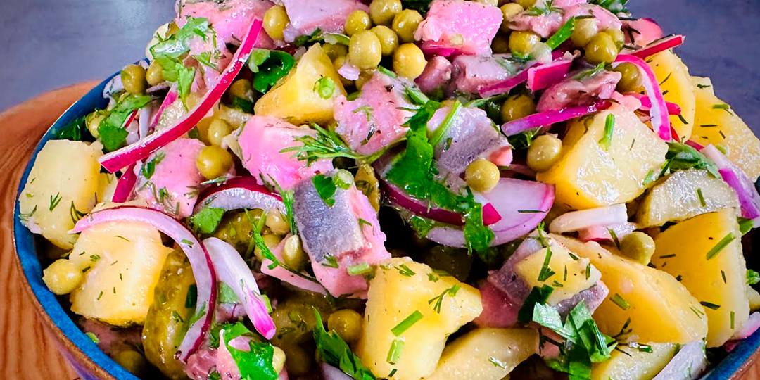10 вкусных салатов с ЗЕЛЕНЫМ консервированным ГОРОШКОМ на каждый день