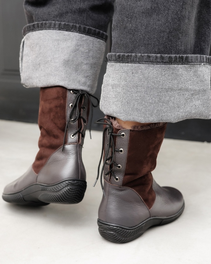 Зимние ботинки Laura Potti в коричневом цвете с регулировкой | модель 3961