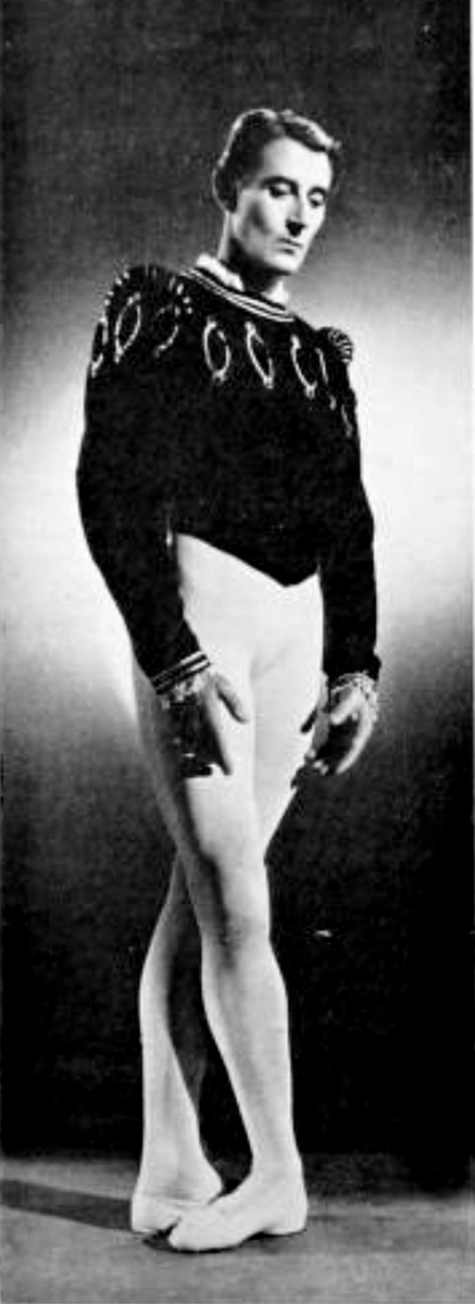 Антон   Долин в   превосходной пятой позиции