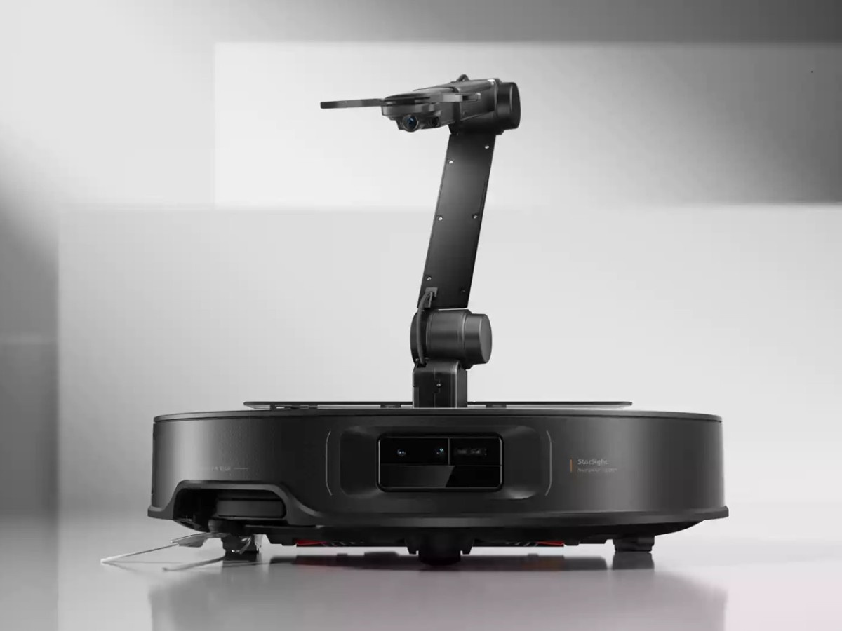    Roborock представила робот-пылесос Saros Z70 с выдвижной механической рукой