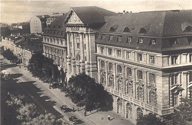 Здание НКВД УССР в период 1938-1941 гг. в Киеве, улица Владимирская, дом 33.