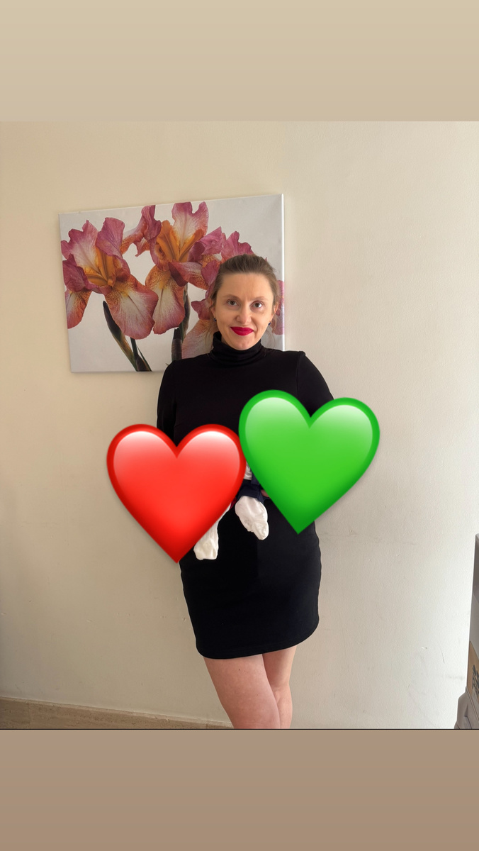 Фото с выписки из роддома.